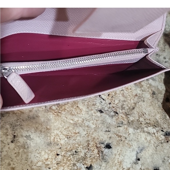 BULGARI Bifold Long Wallet Pink Leather.       Size: H 3.93" x W 7.48" x D 0.78" - Picture 7 of 11